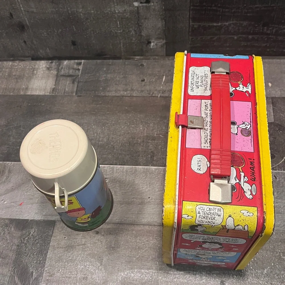 Vintage Peanuts Thermos Metal Lunch Box & Thermos Set Charlie Brown Snoopy 1970s